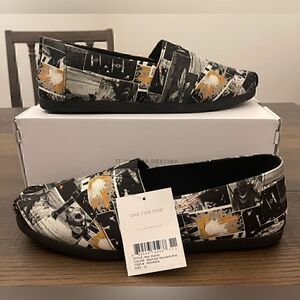 Tom’s x Star Wars Limited Edition Black Star Wars Darth Vader Print Classic